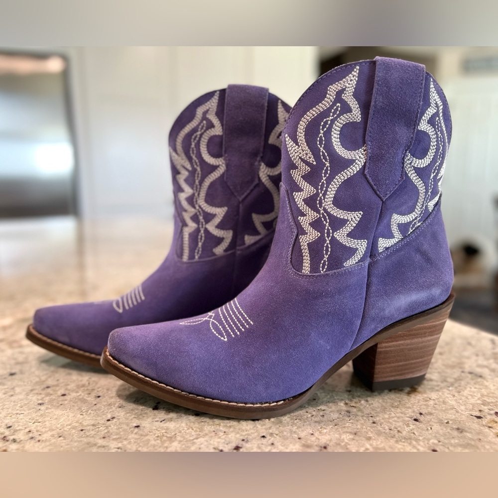 (NEW) Dingo Purple Heeled Western Cowboy Boots - Picture 5 of 14